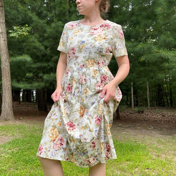 80s Floral Midi Dress - Picture 4 of 16